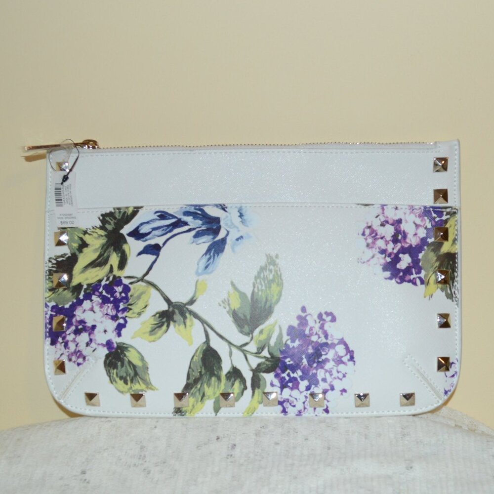 NWT White House Black Market White Flat Clutch Wristlet Purple/Blue Floral